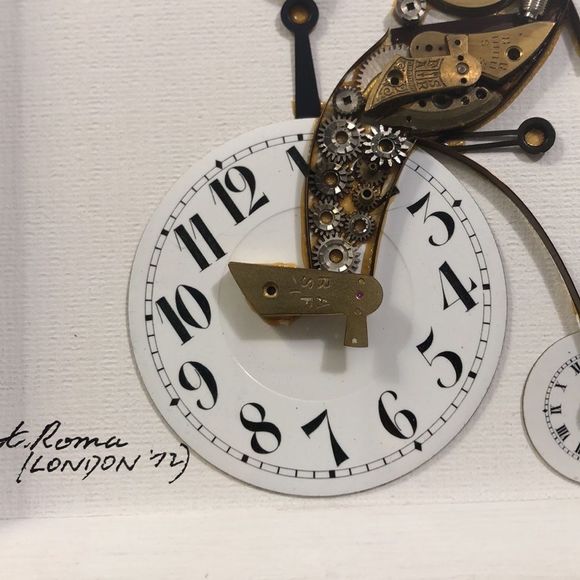 VINTAGE Original Metal Sculpture Folk Art in Frame. Artist is Roma. London 1972. - Picture 2 of 11